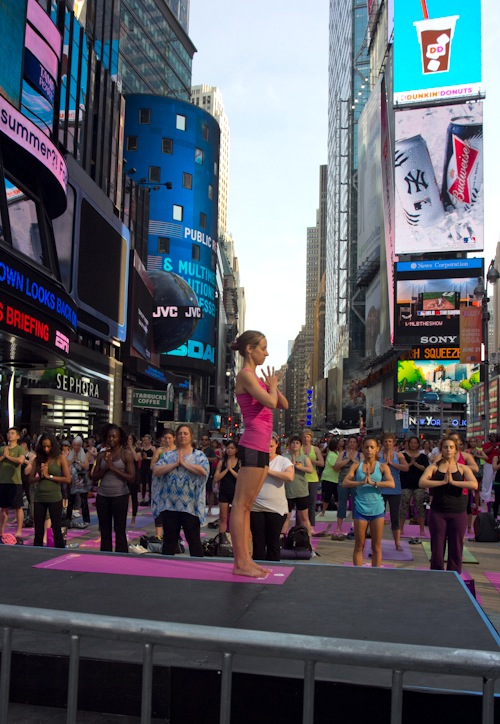 yoga times square subway air conditioning